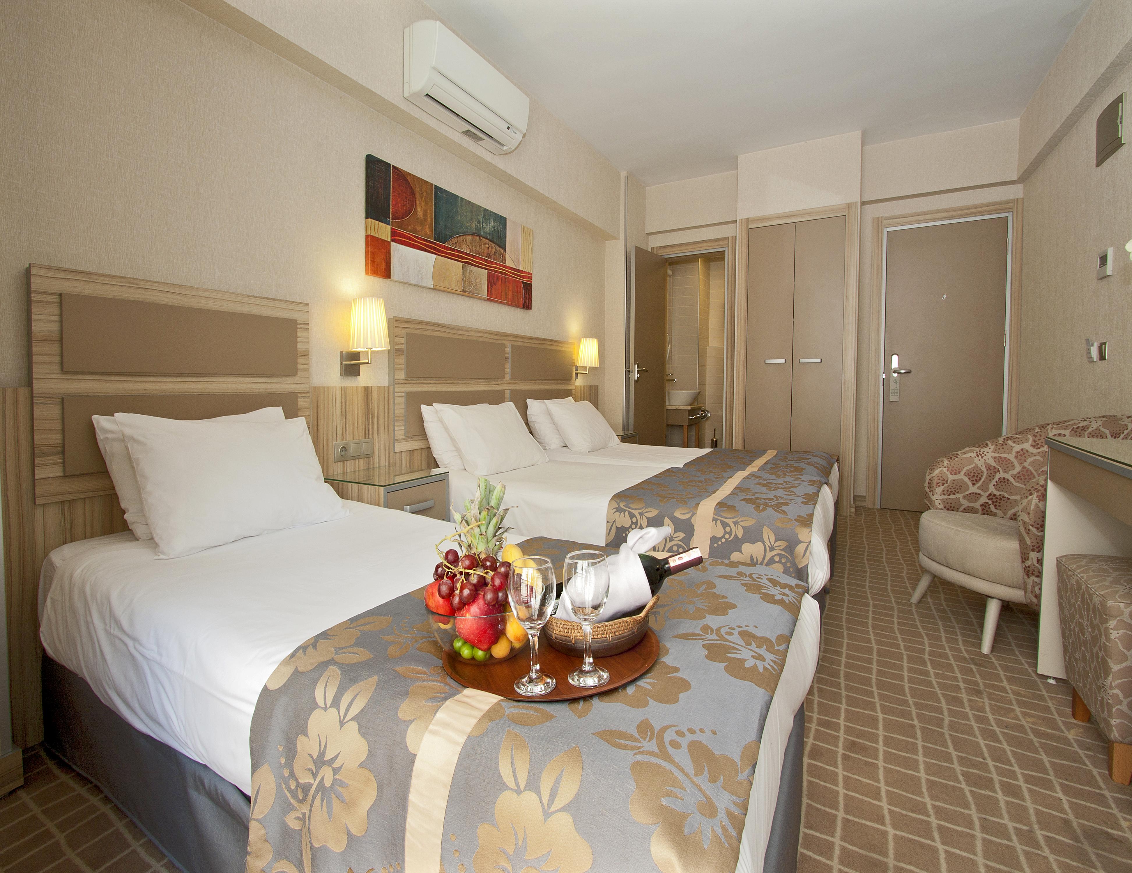 Nanda Hotel Istanboel Buitenkant foto