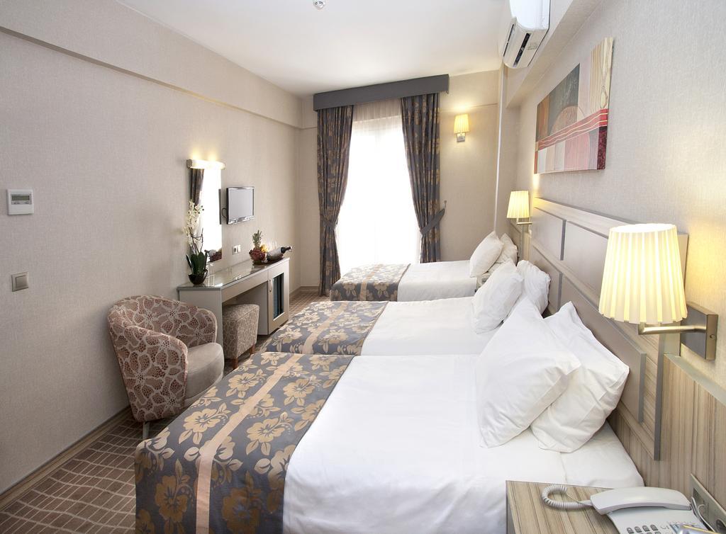Nanda Hotel Istanboel Buitenkant foto